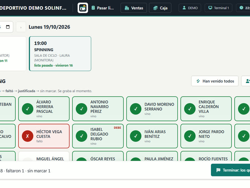 Pasar lista en la tableta tocando a cada uno